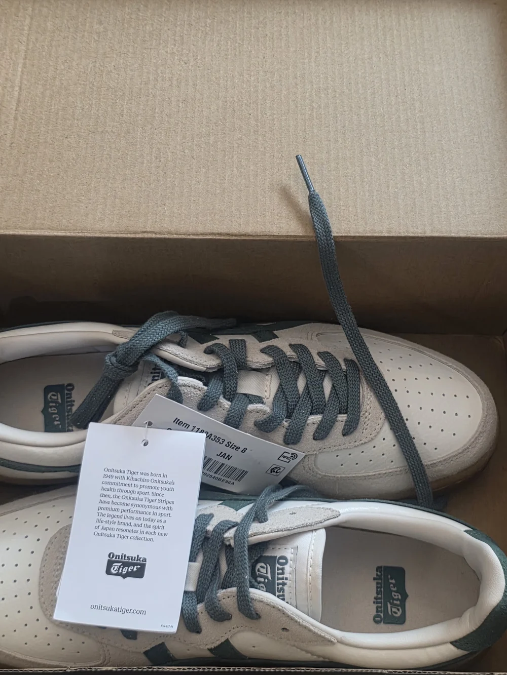 Onitsuka Tiger by Asics Men’s Cream & Green Low-Top Sneakers US Size 9.5 - Picture 3 of 11
